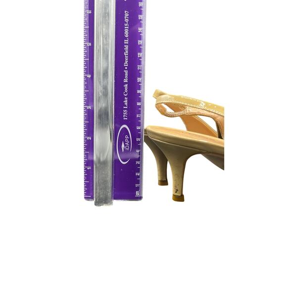 👠 Talbots 8.5B Nude Patent Slingback Heels Pointed Toe Bow Buckle Y2K Chic - Picture 4 of 6